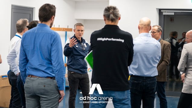 Bildungs Tour Adhoc Arena